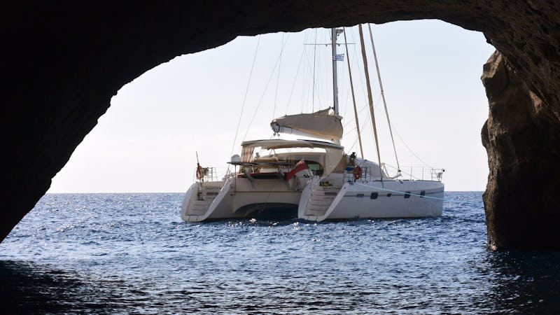 Yacht Charter SAGAPONACK