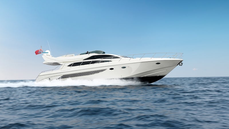 Yacht Charter SPACE