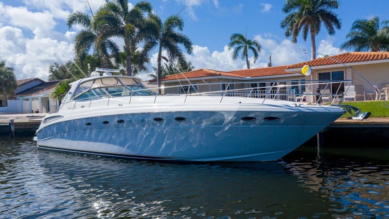 Yacht Charter XOXO