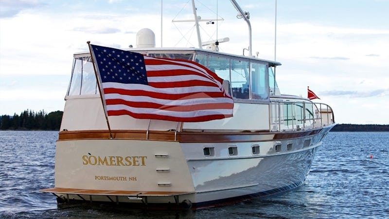 Yacht Charter SOMERSET