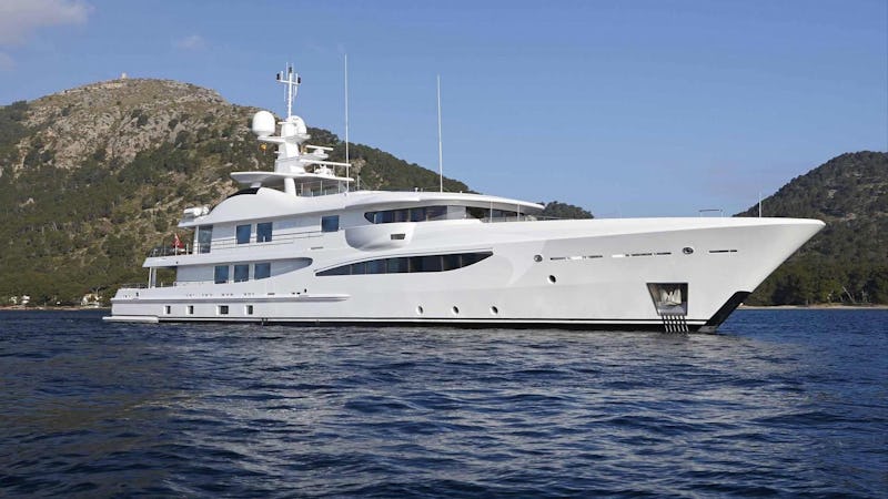 Yacht Charter SPIRIT