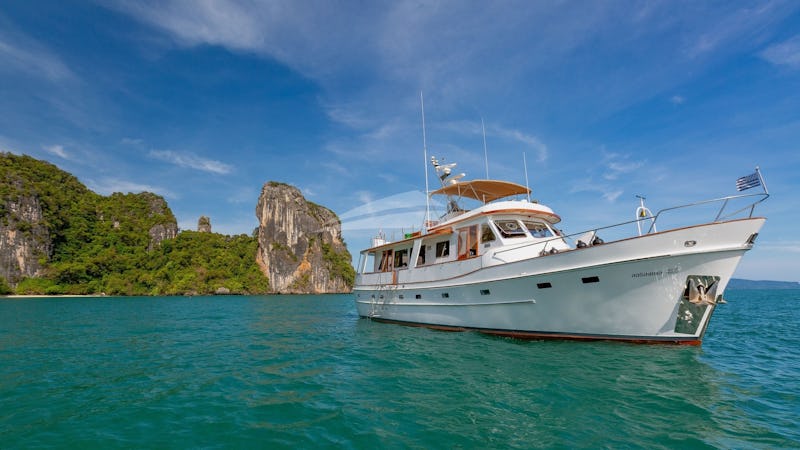 Yacht Charter L'ORIENTALE