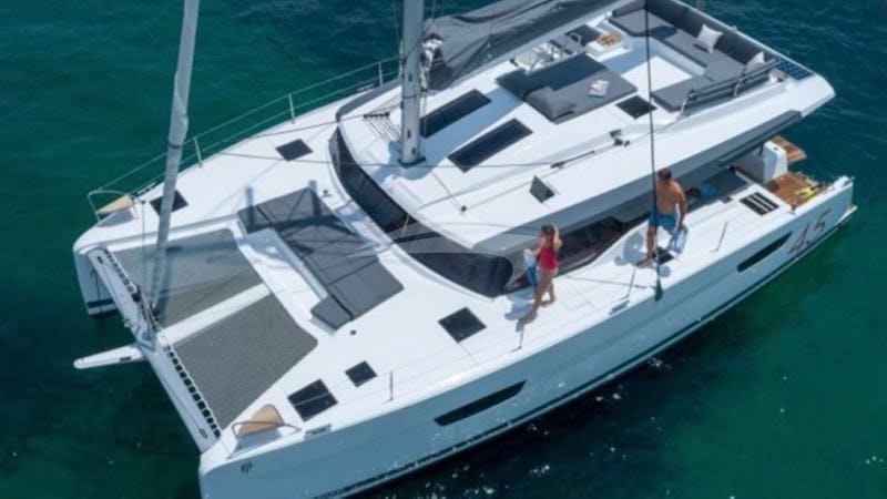 Yacht Charter GAME CHANGER