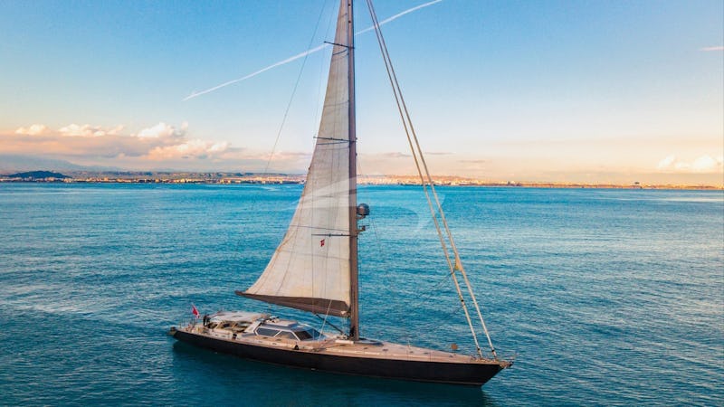 Yacht Charter OCEAN PURE 2
