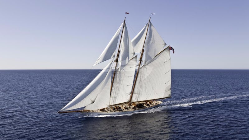 Yacht Charter GERMANIA NOVA