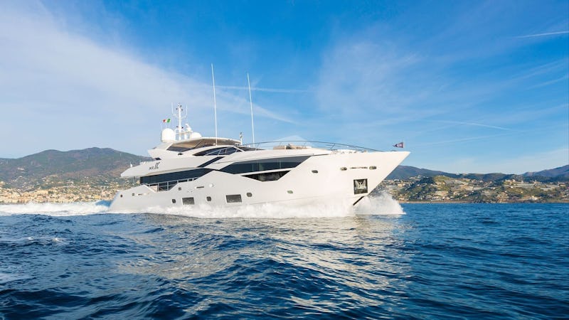 Yacht Charter MR. K IRISTON