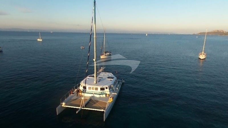 Yacht Charter ECKO BLUE