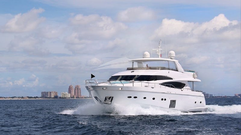 Yacht Charter LADY COPE