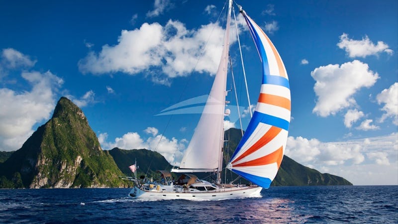 Yacht Charter ENCORE