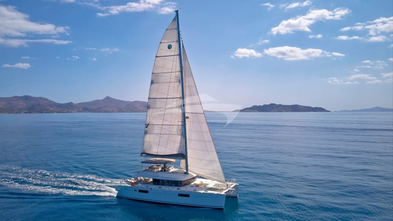 Yacht Charter GOLDEN PEARL