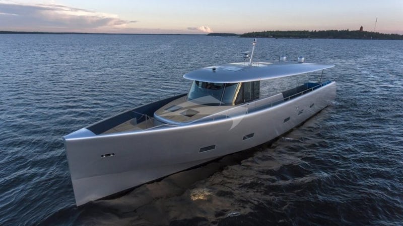 Yacht Charter PERFECTION