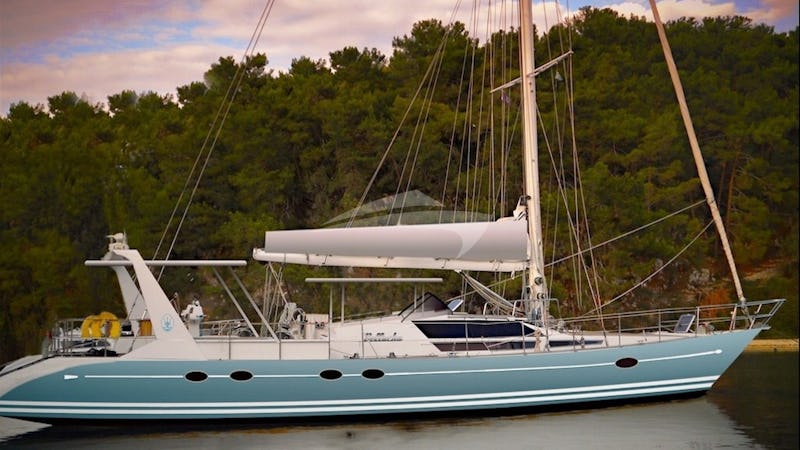 Yacht Charter BELLACHA