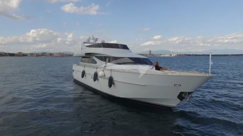 Yacht Charter CAMILLA A