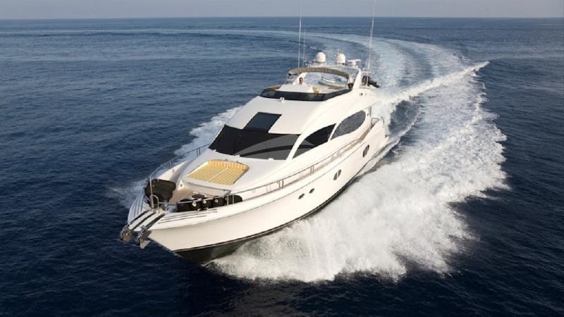 Yacht Charter REEGES DREAM