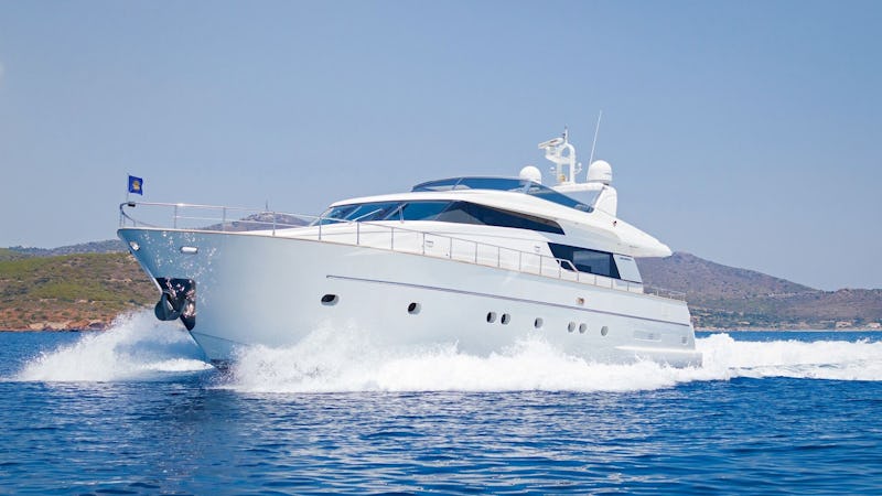 Yacht Charter FOS