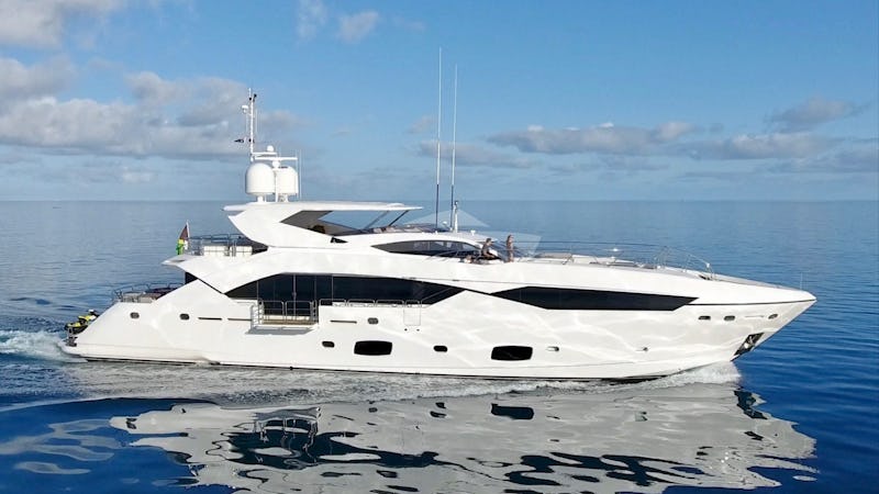 Yacht Charter SETTLEMENT