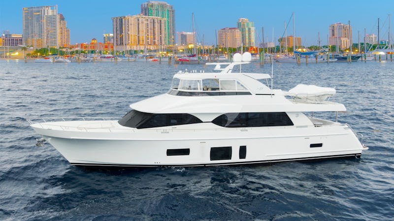Yacht Charter OCEAN ROSE