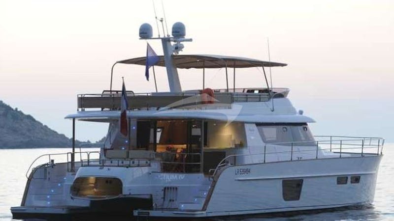 Yacht Charter ACTIUM IV