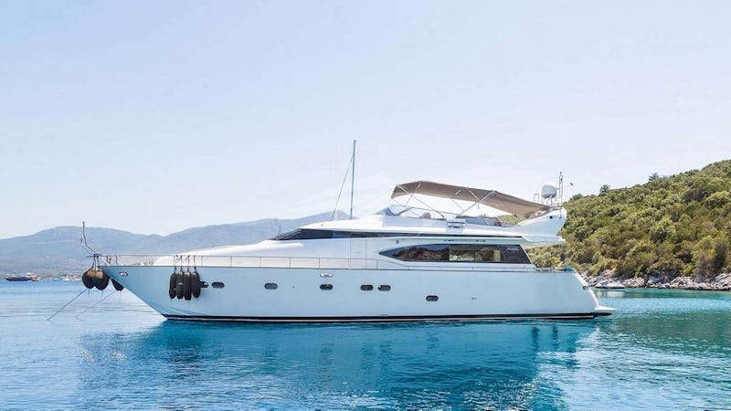 Yacht Charter BELIZ