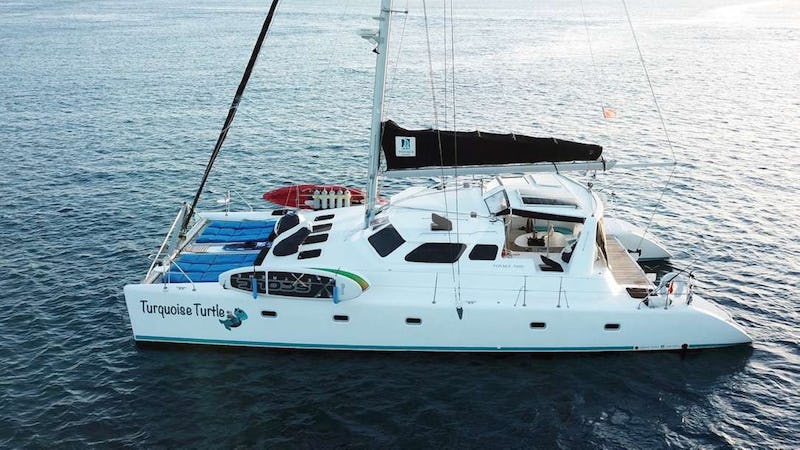 Yacht Charter TURQUOISE TURTLE
