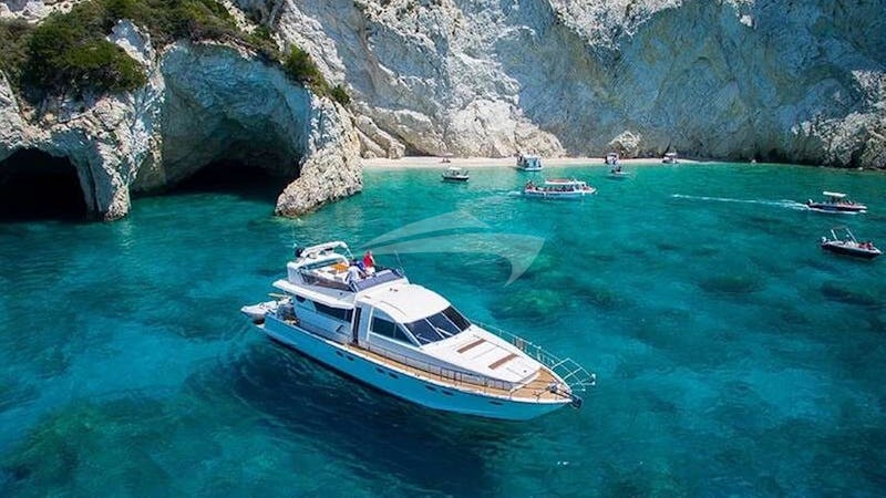 Yacht Charter SOFIA