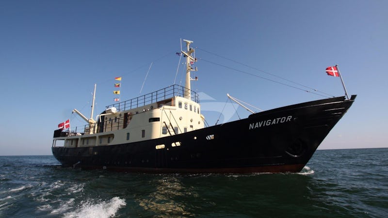 Yacht Charter NAVIGATOR