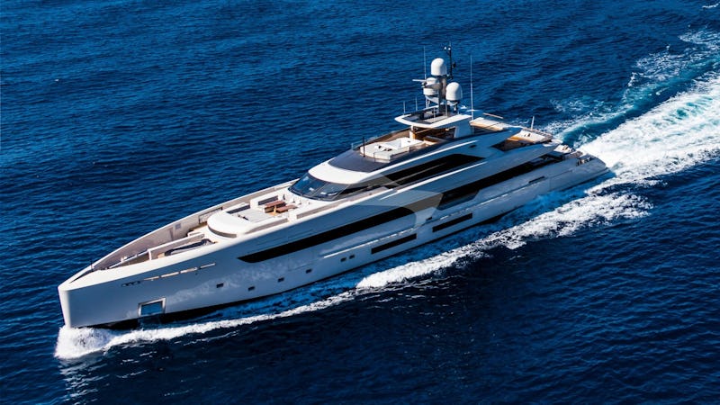 Yacht Charter VERTIGE