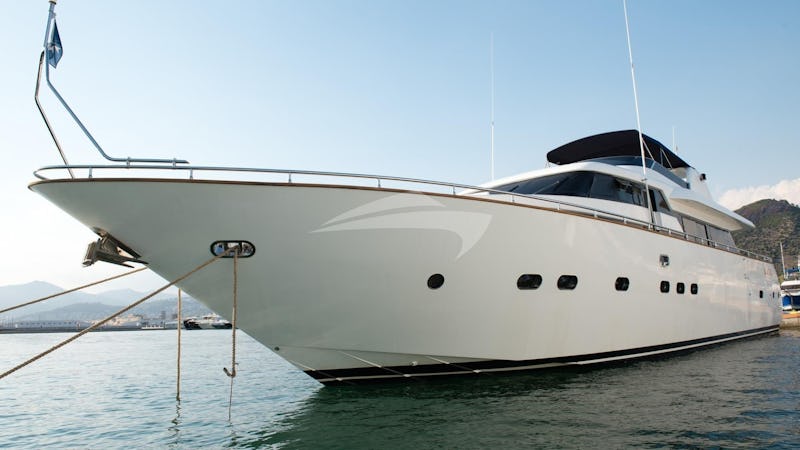 Yacht Charter LADY CLOTILDE