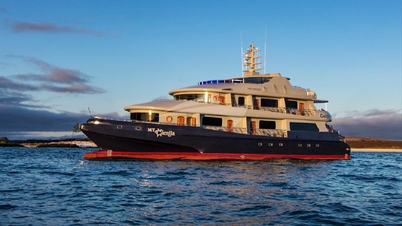 Yacht Charter CAMILA