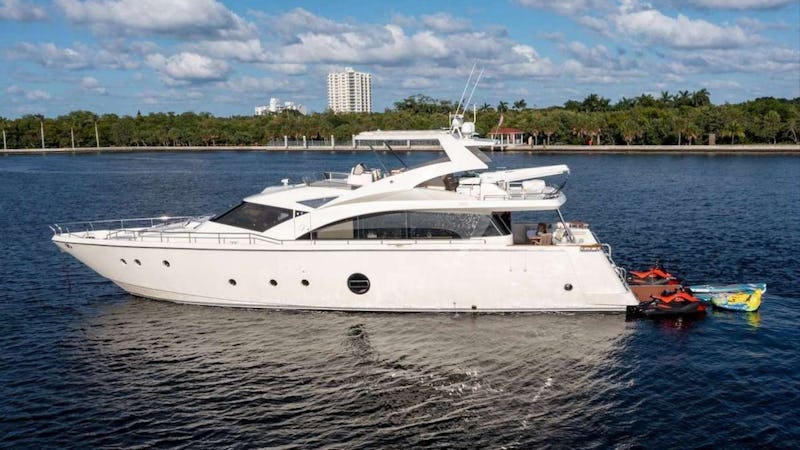 Yacht Charter THERAPY