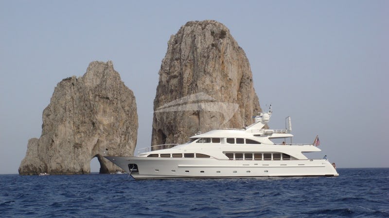Yacht Charter BACCHANAL