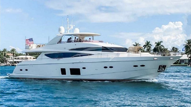 Yacht Charter BELLA RONA