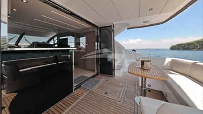 Stern Seating
