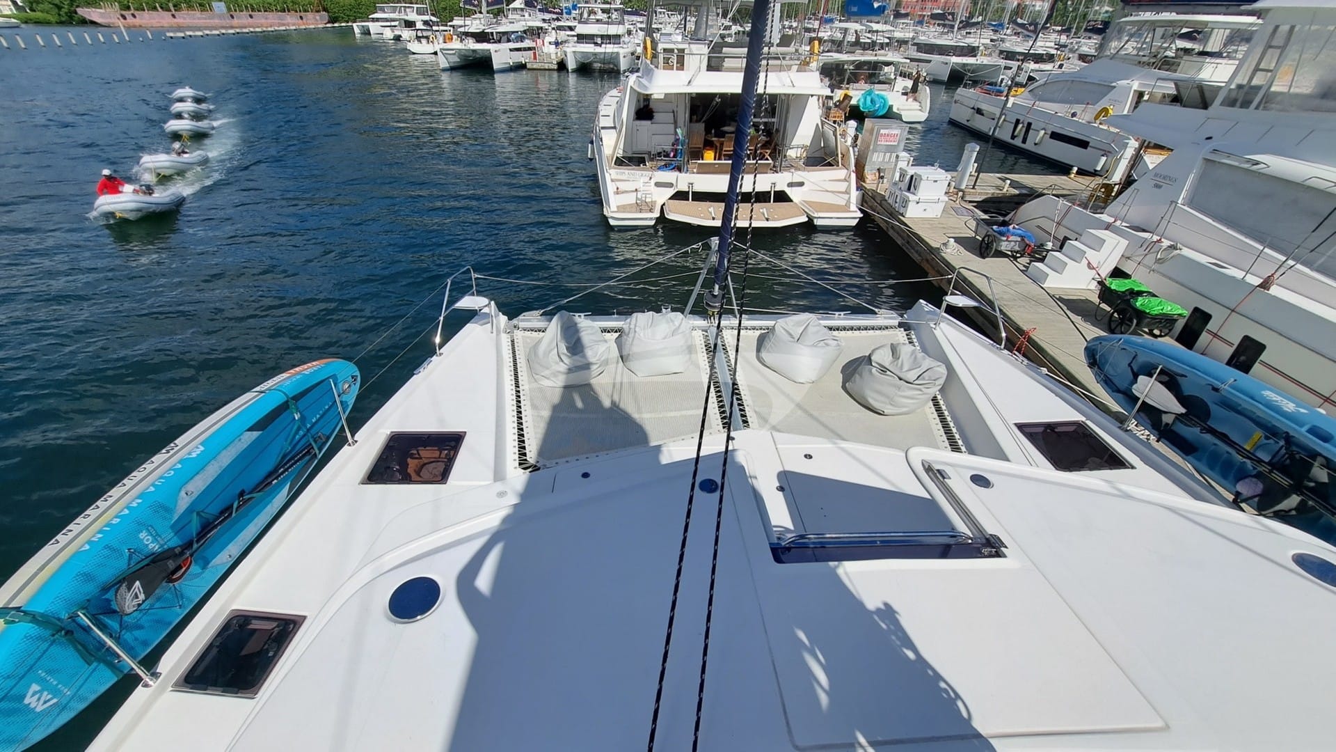 Looking forward from the flybridge