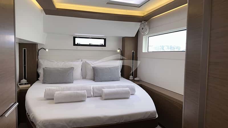 SBRONZO 14m sailing yacht charter, photo 5