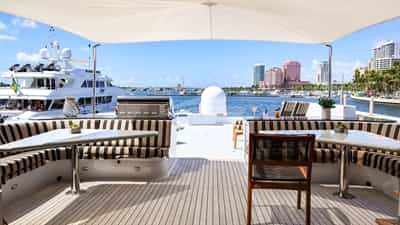 Bridge Deck Aft