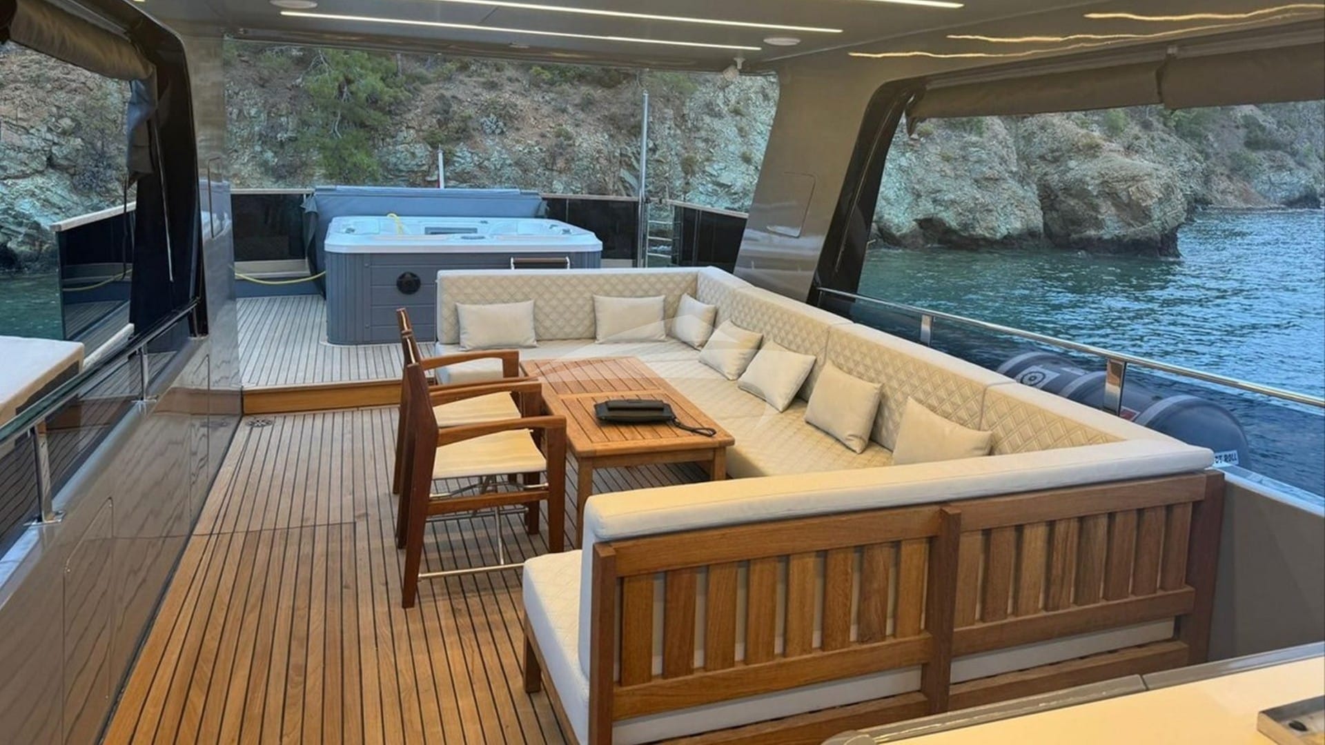 Deck Seating and Jacuzzi