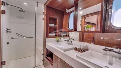 SEVEN SPICES 40m motor yacht charter, photo 9