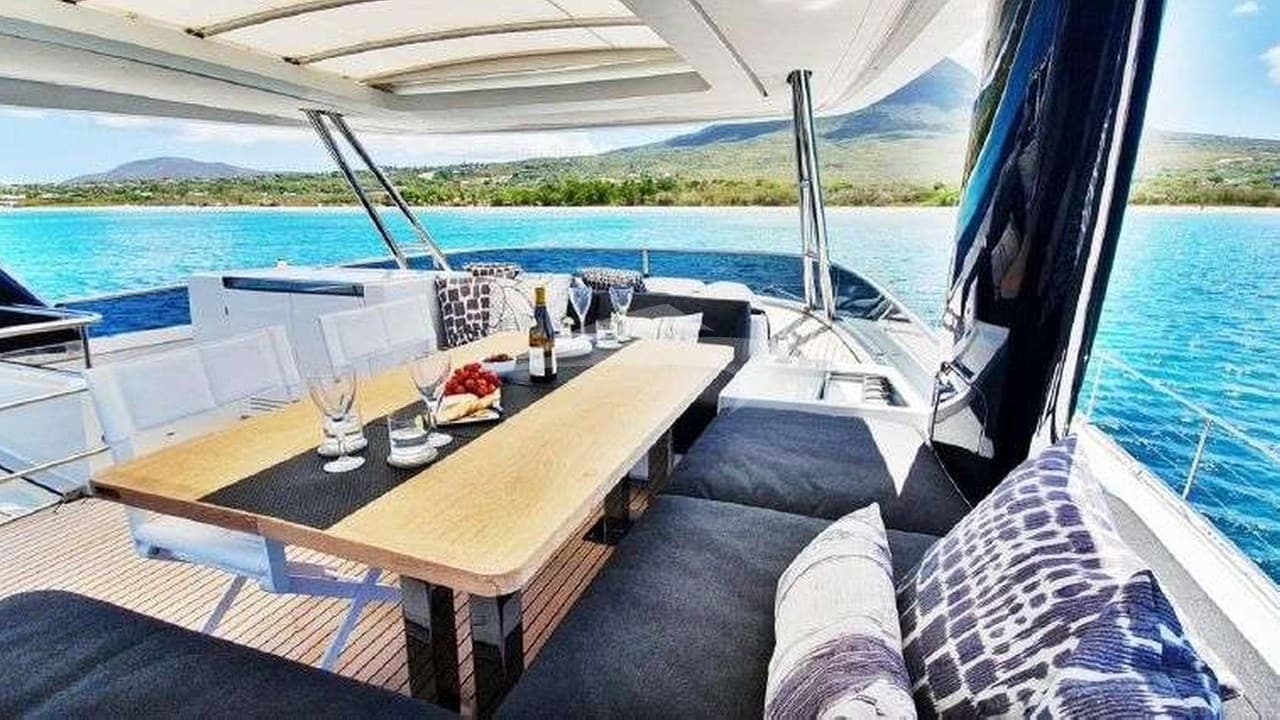 MARE BLU, Aufnahme aus dem Yachtportfolio 2