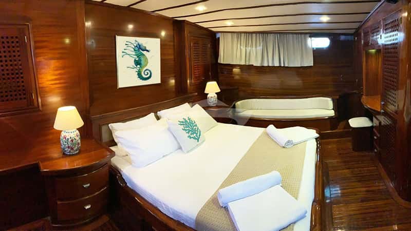 ELIANORA 39m motor yacht charter, photo 6