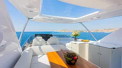 Flybridge