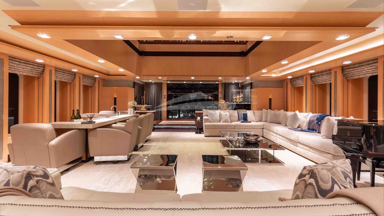 QUANTUM OF SOLACE, photo from the yacht portfolio 7