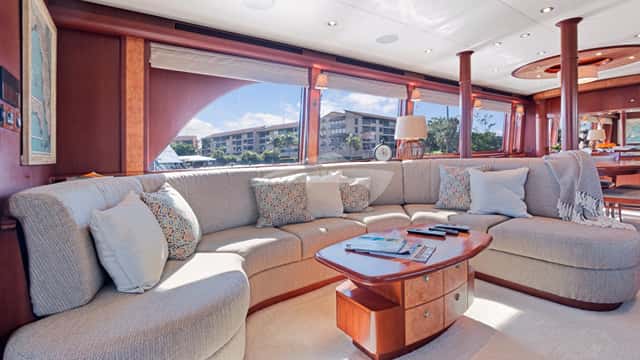 WINDWARD yacht charter photo 2