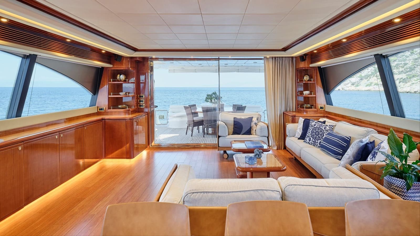 ESTIA ORION, photo from the yacht portfolio 14