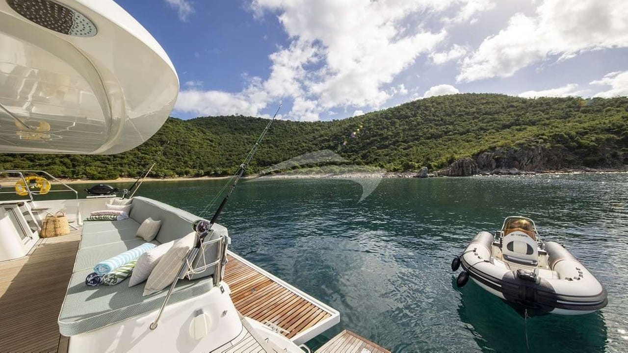 Custom cockpit rainshower system and a large 90 hp tender