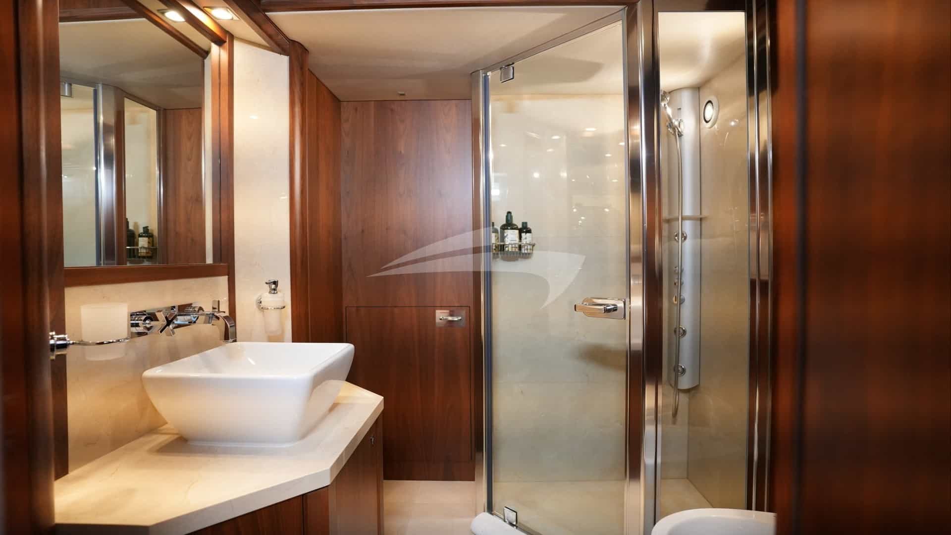 Twin Bathroom 2