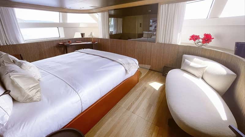 INVICTUS 29m motor yacht charter, photo 4