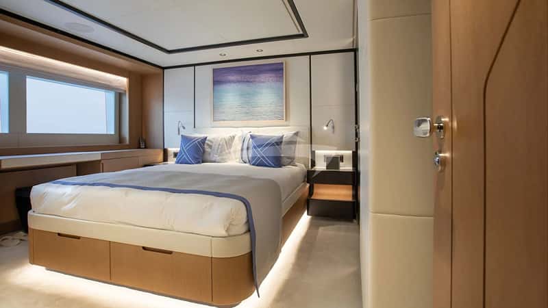 OLIVIA 38m motor yacht charter, photo 10