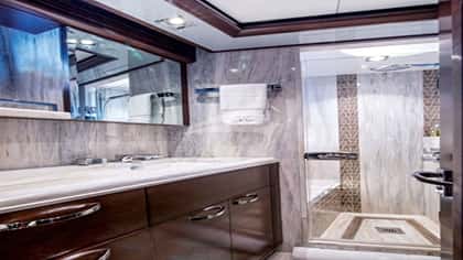 VIVIERAE II 30m motor yacht charter, photo 11
