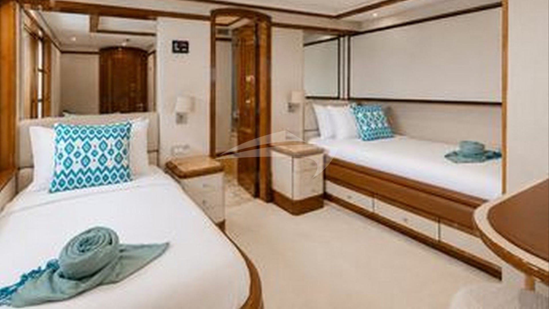 Twin Cabin